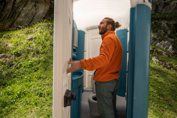 Best Luxury portable toilet rental  in Williamsport, OH